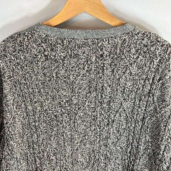 ROOTS Canada Cabin Knit Sweater Hoodie sz Medium - Picture 7 of 10